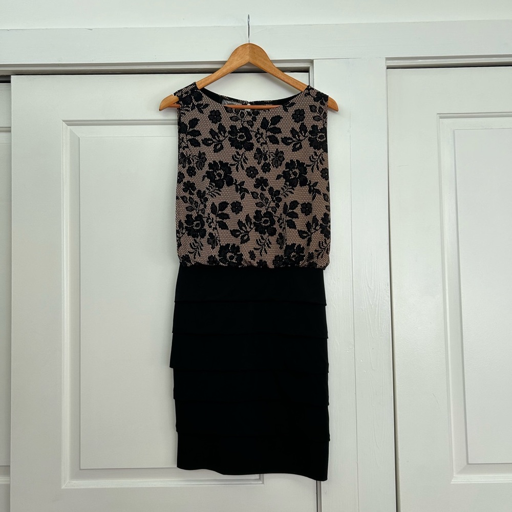 Valerie Bertinelli Woman Sleeveless Stretch Dress - Size 6